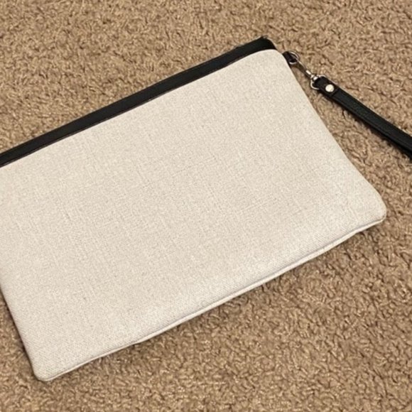 Saint Laurent Rive Gauche Wristlet - Picture 4 of 10